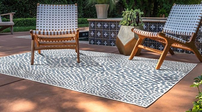 Unique Loom Outdoor Collection Area Rug - Cape Town (2' 2' x 3' 1' Rectangle, Blue/ Olive)