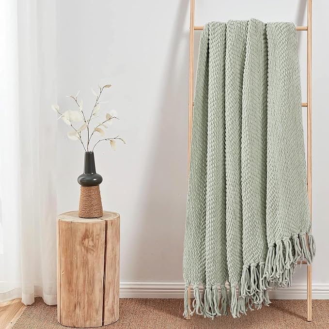 Home Soft Things Silver Throw Blanket Knitted Tweed Throw 50'' x 60'', Silver, Super Soft Cozy Warm Comfortable Breathable Throw for Living Room Chair Couch Bed Sofa Bedroom Home Décor