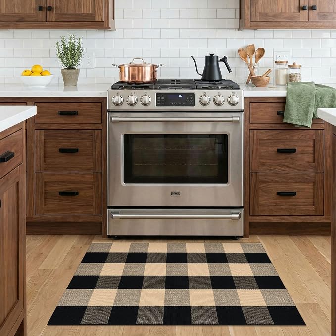 KOZYFLY Buffalo Plaid Area Rugs 2x3 Ft Brown and Black Rug Washable Front Door Mat Woven Cotton Indoor Outdoor Rug for Front Porch Kitchen Entryway Patio Farmhouse Checkered Doormat