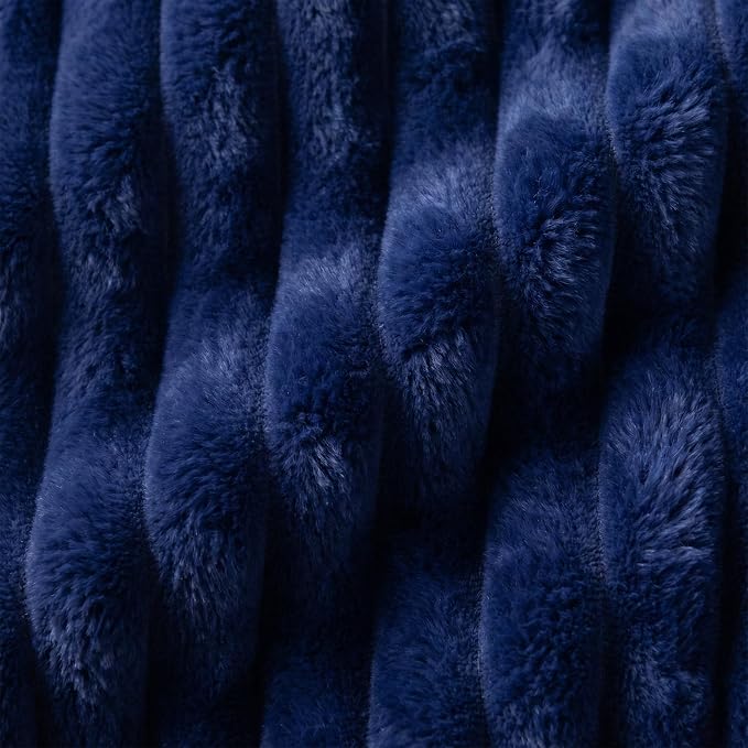 Americanflat 50x60 Faux Fur Throw Blanket - Soft and Breathable Throw Blanket for Couch, Bed, Chair - Blue Faux Fur Blankets Perfect for Home, Bedroom, or Outdoor Use