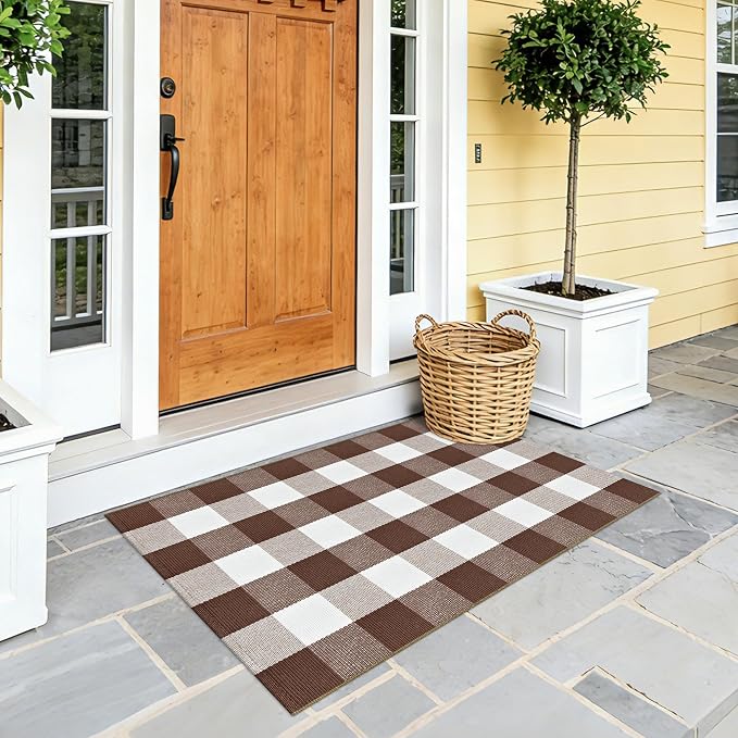 Buffalo Plaid Rug 2.3x3.6 Brown and White Checkered Rug Grid Indoor Outdoor Doormat Porch Layering Carpet Cotton Woven Washable Area Mat for Patio Entryway Farmhouse Decor