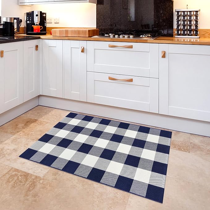 Buffalo Plaid Outdoor Rug 27.5x43 Inches Cotton Woven Navy and White Checkered Doormat Washable Indoor Outdoor Front Porch Carpet for Entryway Farmhouse Decor
