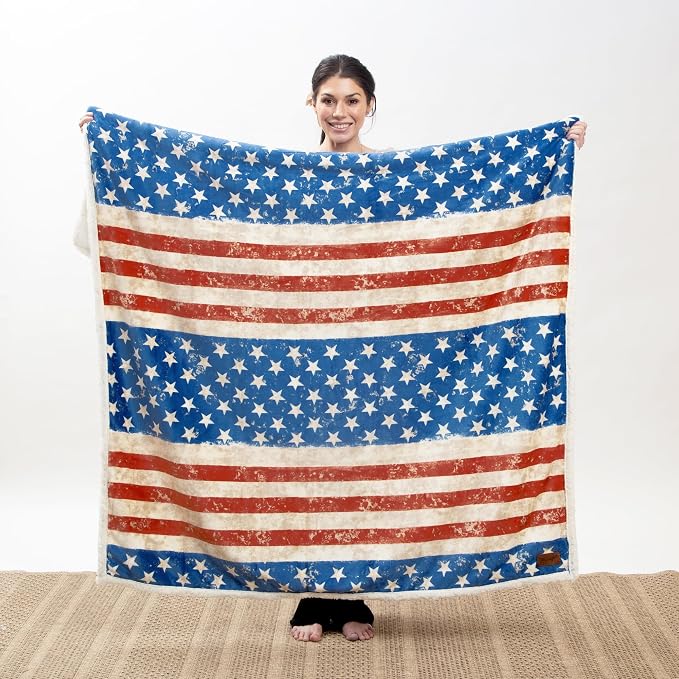 Carstens, Inc. Carstens Wrangler Stars & Stripes USA American Flag Sherpa Fleece 54x68 Throw Blanket, White