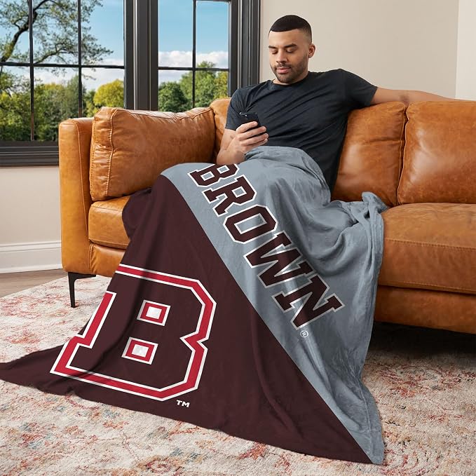 Northwest NCAA Silk Touch Throw Blanket, Ultra Soft Plush Polyester, Lightweight Warm Decorative Fan Gift, 46 x 60 in