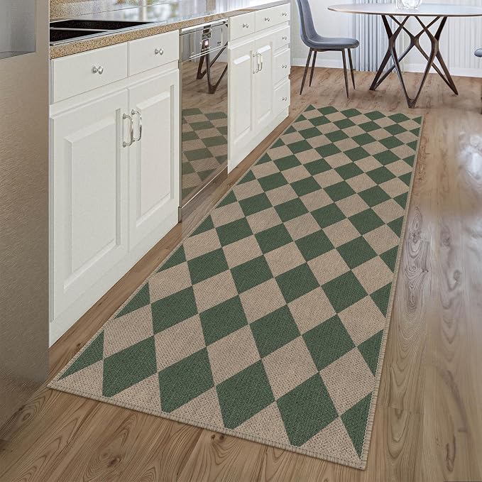 Rugalia Easy Jute Checkered Outdoor Runner Rug, 2.6x8 Green Modern Washable Rugs Runner for Hallway Non-Slip Kitchen Runner Rug, Geometric Diamond Outdoor Carpet for Porch Laundry Entryway