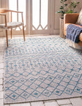 Unique Loom Outdoor Trellis Collection Area Rug - Tribal Trellis (4' 1" x 6' 1" Rectangle, Light Blue/ Ivory)