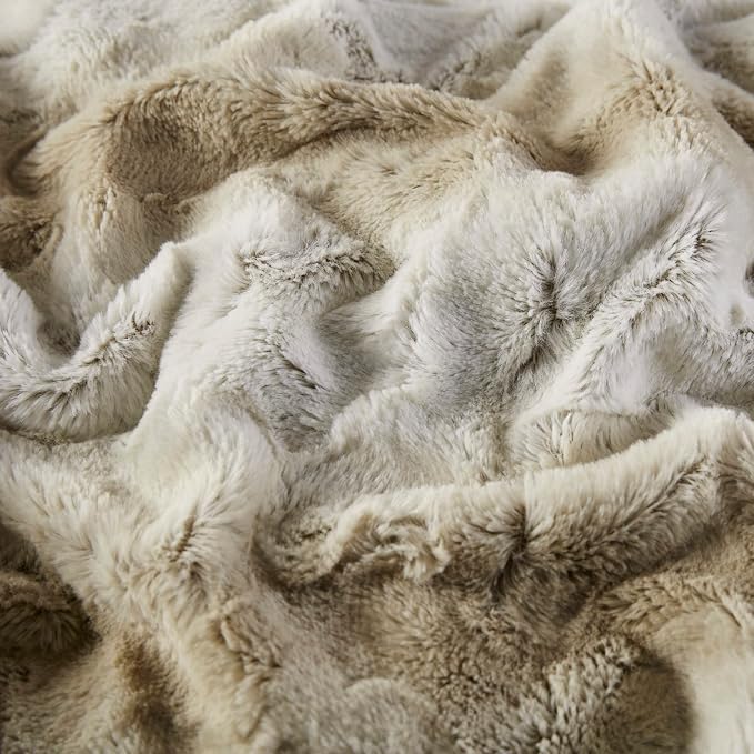Madison Park Zuri Faux Fur Reversible Throw Blanket, 50 x 60 in, Sand | Oversized Soft Plush, Luxury, Animal Stripes, Mink Reverse, Modern, All Season, for Bed Sofa Couch, OEKO-TEX Certified