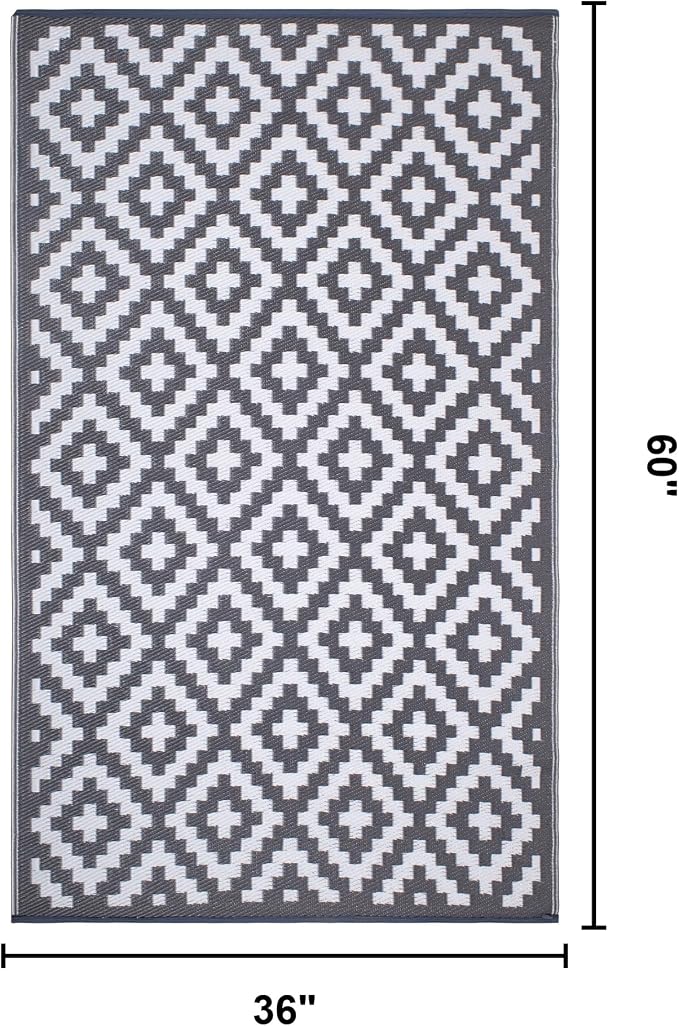 FH Home Outdoor Rug - Waterproof, Fade Resistant, Reversible - Premium Recycled Plastic - Geometric - Porch, Deck, Balcony, Mudroom, Laundry Room, Patio - Aztec - Gray & White Crease Free - 3 x 5 ft
