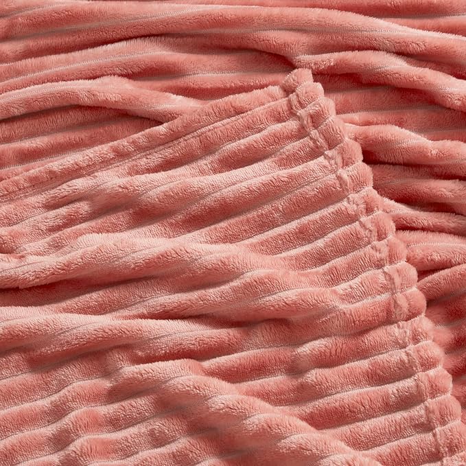 Nestl Rose Throw Blanket for Couch - Cozy Warm Fuzzy Blankets for Women, Plush Small Fleece Throws for Girls - Misty Rose, 50 x 60 Inches