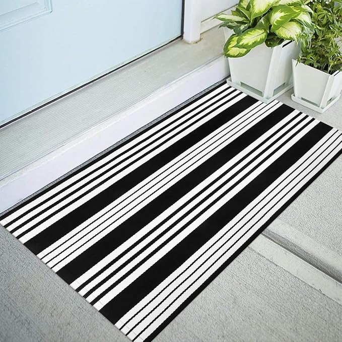 LEEVAN 2'X3' Black and White Striped Woven Cotton Reversible Outdoor Rug | Small Machine Washable Front Porch Rug, Entryway Door Mat, Indoor Layering Carpet for Farmhouse Bathroom Laundry