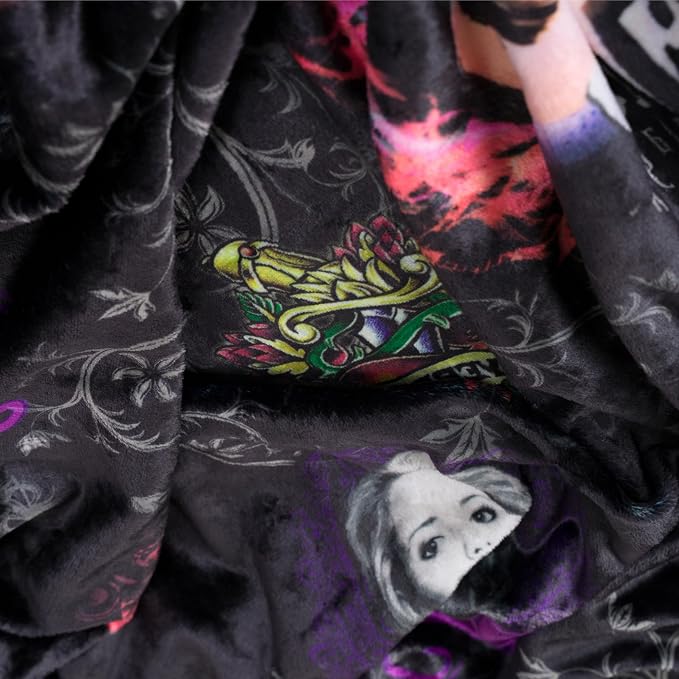 Buffy The Vampire Slayer Horror Throw Blanket, Super Soft Cozy Plush Bedding, 46" x 60", Buffy & Angel (Officially Licensed Product) by Franco Collectibles