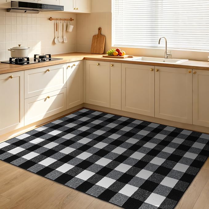 FONEYI Buffalo Plaid Outdoor Rug for Front Door Mats, 4'x6' Black and White Checkered Layered Door Mat with Non Slip Backing, Washable Entryway Rug for Porch, Front Porch and Farmhouse Decor