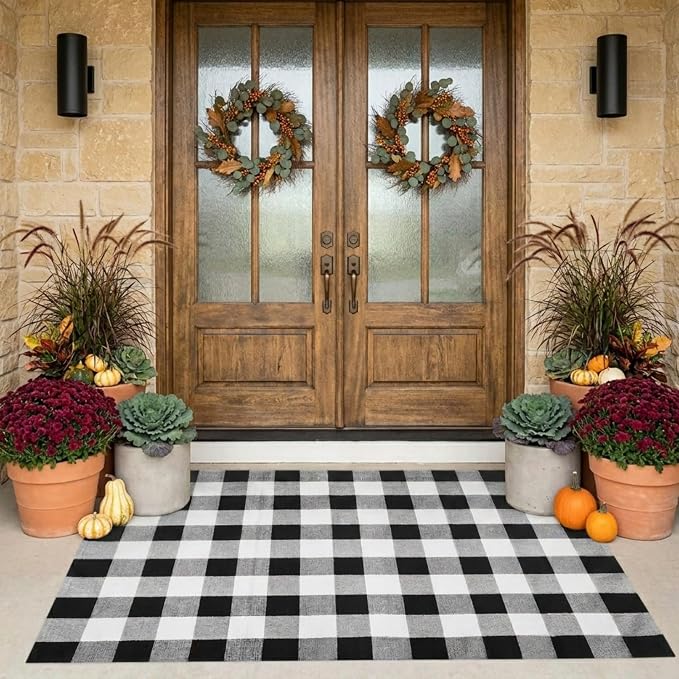 SEEKSEE Buffalo Plaid Rug 4' x 6' Black and White Large Front Door Mat, Layering Area Rug, Washable Cotton Rug for Outdoor Patio Entryway Indoor Living Room Kitchen Dining Room Decor