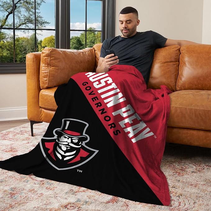 Northwest NCAA Silk Touch Throw Blanket, Ultra Soft Plush Polyester, Lightweight Warm Decorative Fan Gift, 46 x 60 in