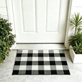 SEEKSEE Buffalo Plaid Outdoor Rug 2' x 3' Black and White Front Door Mat, Layering Rug for Porch, Washable Doormat, Cotton Area Rug for Outdoor Entrance Entryway Patio Porch Decor
