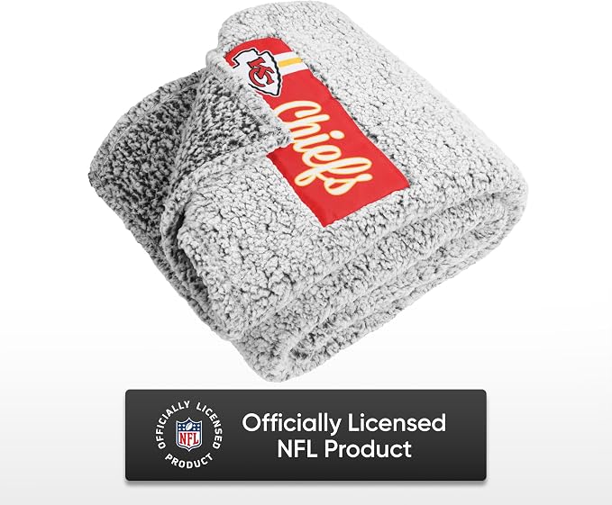 FOCO NFL Team Color Big Logo Cloud Sherpa Blanket 60" x 70"