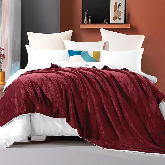 Elegant Comfort Ultra Soft Reversible Flannel Sherpa Blanket - Cozy Silky Fleece Throw for Couch, Bed - Plush Fuzzy Warm Winter Blanket for Gift, Queen, Burgundy