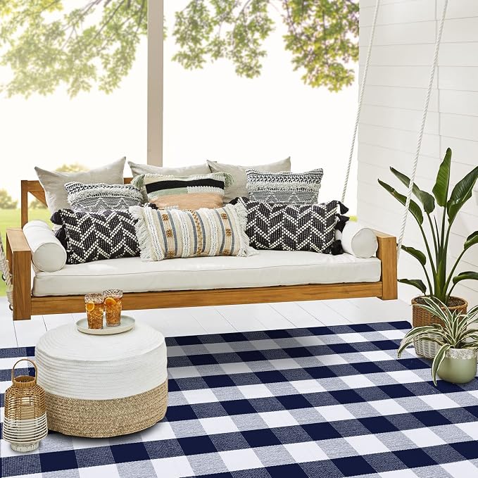 SEEKSEE Buffalo Plaid Rug 4' x 6' Navy Blue and White Large Front Door Mat, Layering Area Rug, Washable Rug for Outdoor Patio Entryway Indoor Living Room Kitchen Dining Room Decor