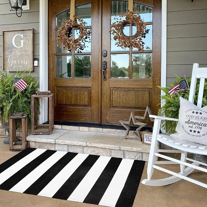 LEEVAN Black and White Outdoor Rug 2.3' x 3.6', Washable Striped Front Porch Rugs, Cotton Woven Layered Front Door Mat, Farmhouse Entryway Rug Reversible Foldable Indoor Doormat for Layered