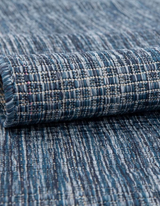 Unique Loom Outdoor Solid Collection Area Rug (7' 10" x 10' Rectangle Blue/Navy Blue)