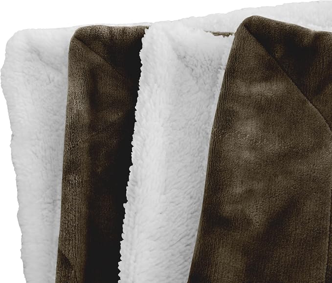 Elegant Comfort Luxury Ultra-Plush Velvet Touch Fleece Throw Soft, Warm, Cozy| Micromink Sherpa-Backing Reversible Blanket for Bed, Sofa and Couch, Solid Brown