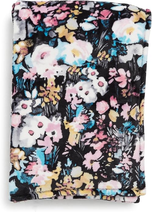 Vera Bradley Women's Fleece Throw Blanket – Soft Plush Blanket for Couch, Bedroom & Home Décor