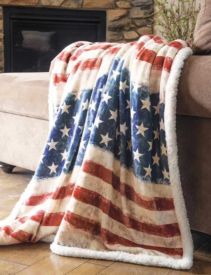 Carstens, Inc. Carstens Wrangler Stars & Stripes USA American Flag Sherpa Fleece 54x68 Throw Blanket, White