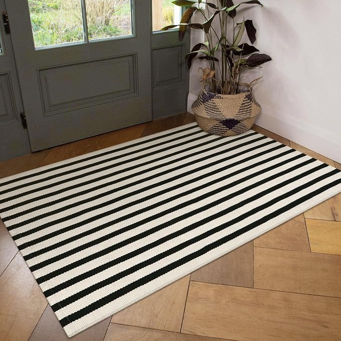 OJIA Outdoor Rug 3'x5' Front Door Mat Outdside Entrance Front Porch Decor | Machine Washable Rugs Cotton Woven Striped Entryway Rugs Indoor Door Mat Black and Cream White Area Rug for Porch/Backyard