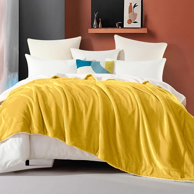 Elegant Comfort Ultra Soft Reversible Flannel Sherpa Blanket - Cozy Silky Fleece Throw for Couch, Bed - Plush Fuzzy Warm Winter Blanket for Gift, King, Yellow