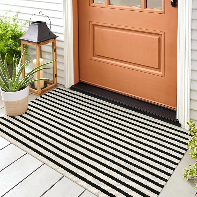 LEEVAN 2.3'X3.6' Black and White Striped Woven Reversible Outdoor Rug | Small Machine Washable Front Porch Rug, Cotton Entryway Door Mat, Indoor Layering Carpet for Farmhouse Bathroom Laundry