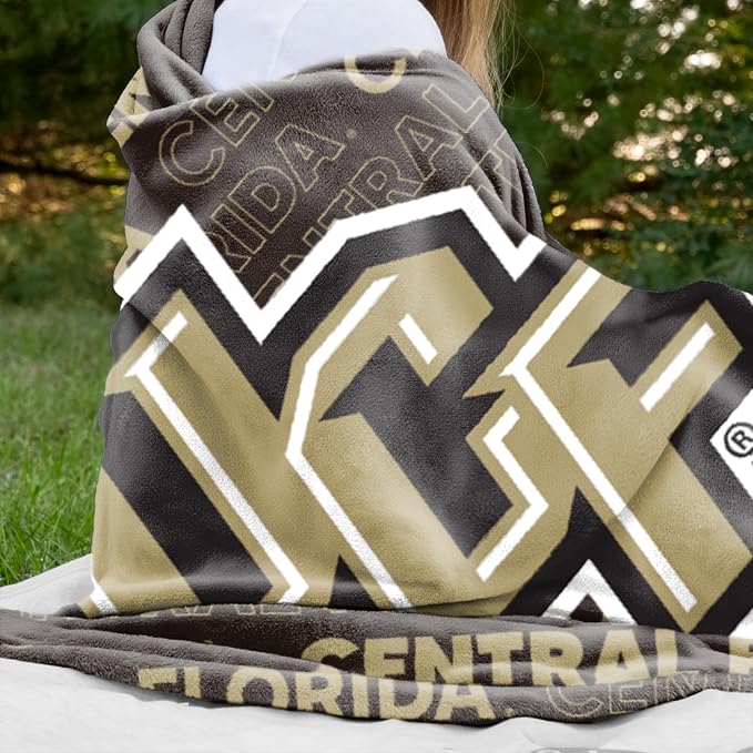 Logo Brands NCAA Classic Fleece Throw Blanket -50” x 60” Ultra-Soft Game Day Blanket with Bold Team Colors & Logo – Cozy College Team Bedding for Fans & Alumni