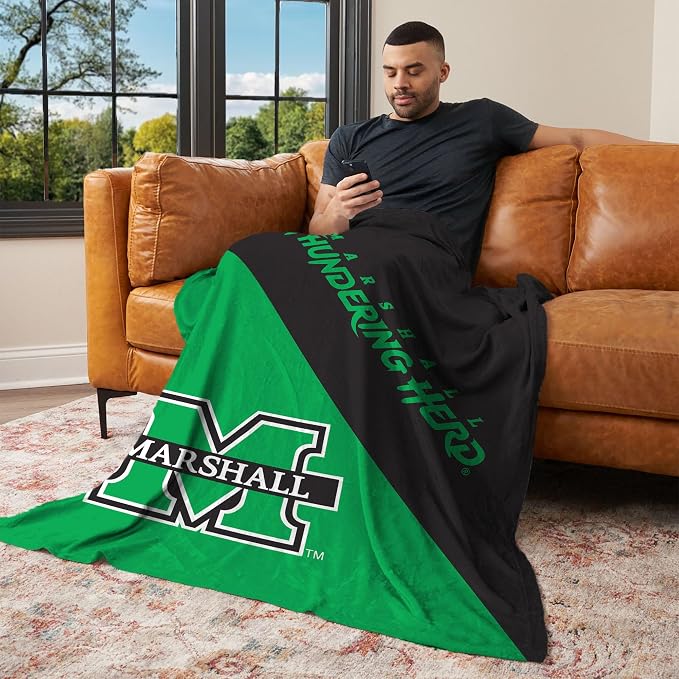Northwest NCAA Silk Touch Throw Blanket, Ultra Soft Plush Polyester, Lightweight Warm Decorative Fan Gift, 46 x 60 in