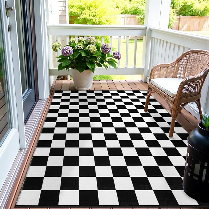 Seavish Washable 4x6 Ft Black and White Checkered Outdoor Porch Rug | Cotton Woven Checkerboard Rug, Low Pile Foldable Floor Cover Indoor Carpet for Living Room Bedroom Dining Room Patio