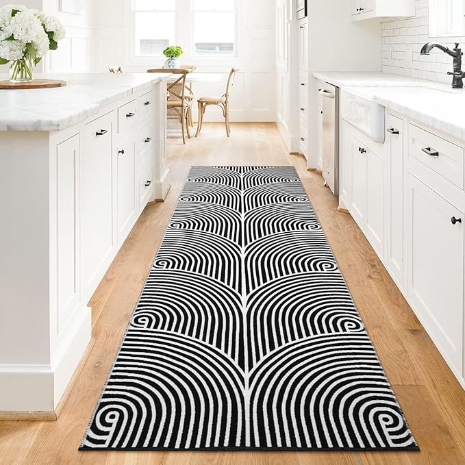 Tiffasea Black and White Runner Rug 2.7'x8' Washable Indoor Outdoor Runner | Modern Runner Rug Reversible Cotton Woven Machine Washable Runner Rug for Entryway Hallway Kitchen Bedroom Black