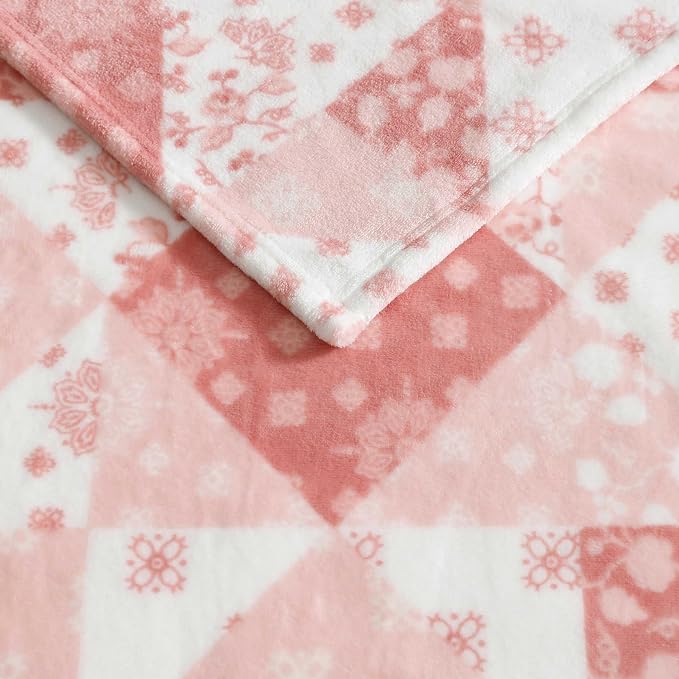 Wrangler - Throw Blanket, Ultra Soft Plush Reversible Bedding, Americana Inspired Patchwork Soft Blanket for Couch or Bed (Rodeo Patchwork Dusty Canyon Pink, 60" x 70")