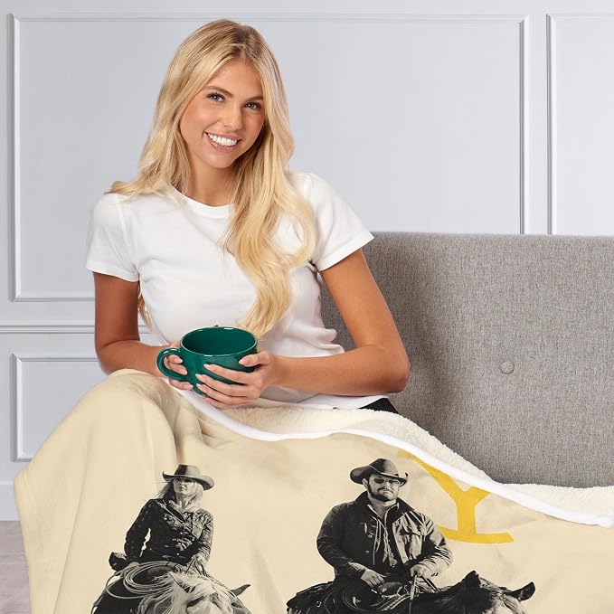 NORTHWEST Yellowstone Silk Touch Sherpa Throw Blanket, 50" x 60", Horseback