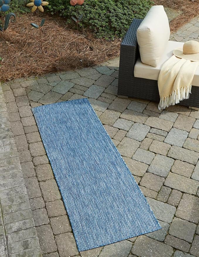 Unique Loom Outdoor Solid Collection Area Rug (2' 7" x 10' Runner Blue/Navy Blue)