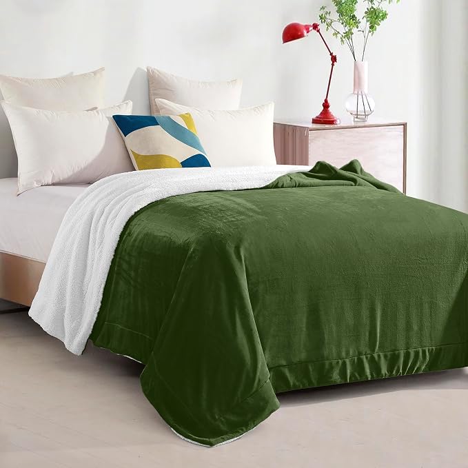 Elegant Comfort Ultra Soft Reversible Flannel Sherpa Blanket - Cozy Silky Fleece Throw for Couch, Bed - Plush Fuzzy Warm Winter Blanket for Gift, Full, Sage