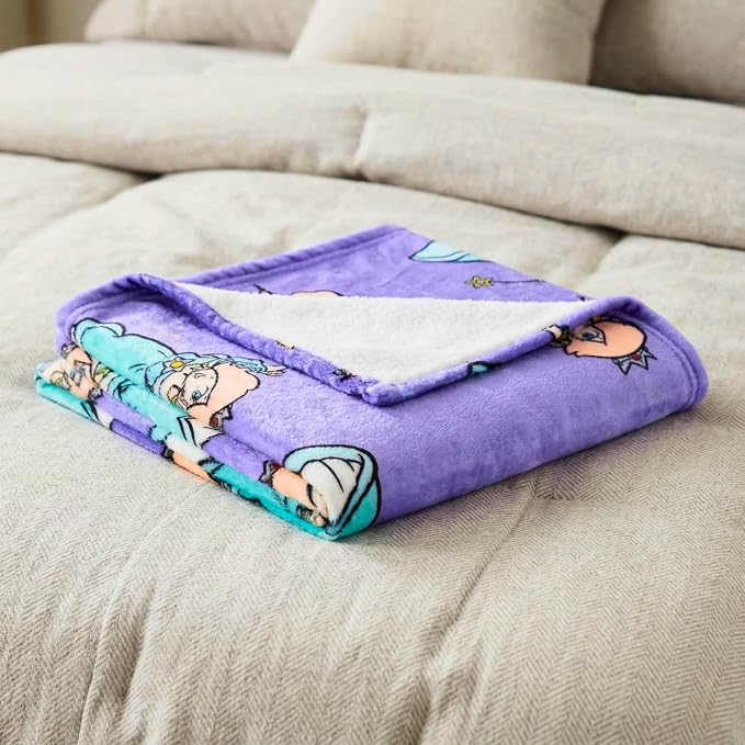 Super Mario Rosalina Gaming Kids Bedding Super Soft Plush Throw Blanket, 46 in x 60 in, (Officially Licensed Product)