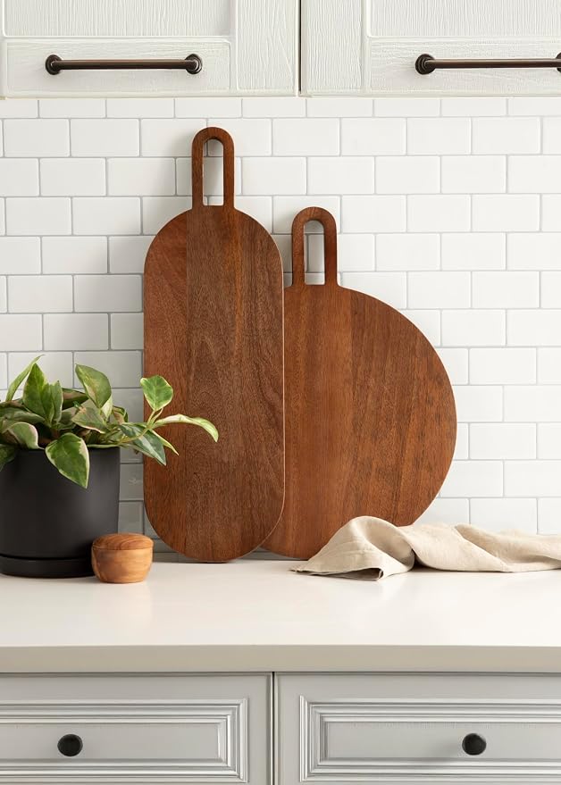 Kate and Laurel Staven Transitional Two-Piece Serving Boards Set; 7 x 22 and 14 x 18; Walnut Brown; Modern Food-Safe Charcuterie Boards from Solid Mango Wood for Use as Kitchen Countertop Decor