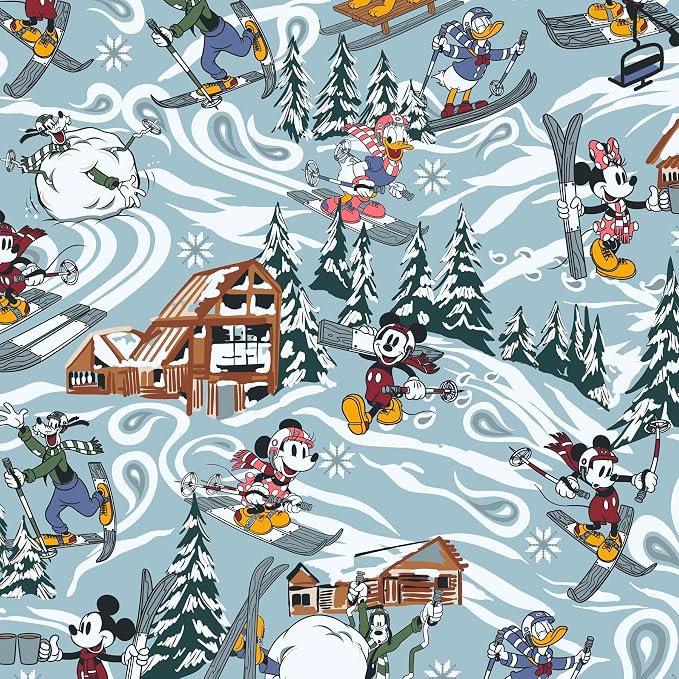 Vera Bradley Women's Disney Fleece Plush Throw Blanket, Ski Weekend Mickey and Friends, One Size