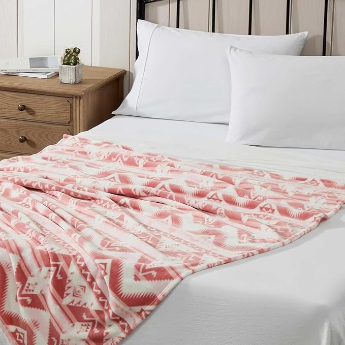 Wrangler - Fleece Throw Blanket for Couch 50x70, Ultra Soft Reversible Plush Blanket, Americana Decor, Western Style Throw for Sofa, Bed, Living Room (Jesse Pink)