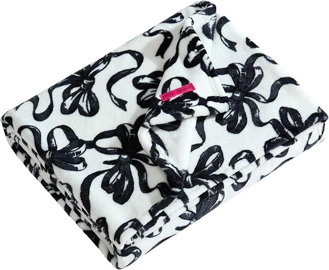Betsey Johnson - Plush Throw Blanket for Couch or Bed, Soft Reversible Western Fleece Throw, Cozy Printed Soft Blanket, Ballet Bows Grey, 50" x 70"