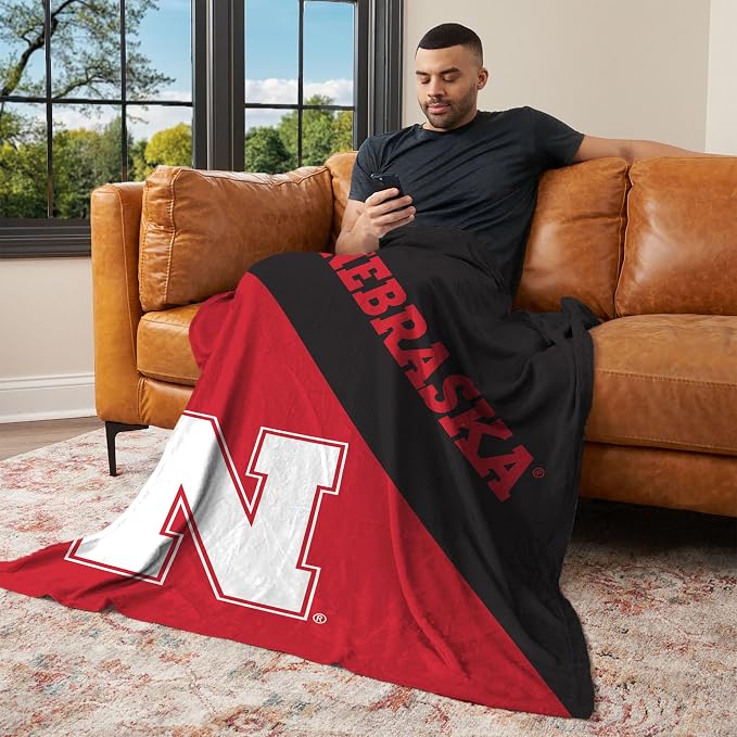 Northwest NCAA Silk Touch Throw Blanket, Ultra Soft Plush Polyester, Lightweight Warm Decorative Fan Gift, 46 x 60 in