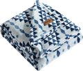 Wrangler - Twin Size Blanket, Super Soft & Reversible Plush Fleece Bedding, Throw Blanket for Couch or Bed (Westin Blue)