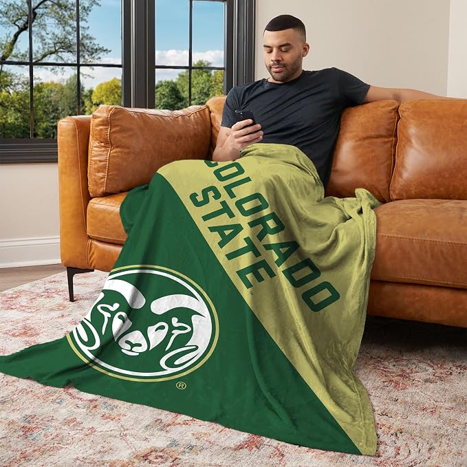 Northwest NCAA Silk Touch Throw Blanket, Ultra Soft Plush Polyester, Lightweight Warm Decorative Fan Gift, 46 x 60 in