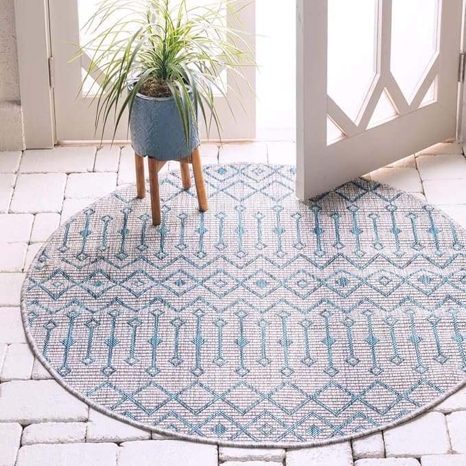 Unique Loom Outdoor Trellis Collection Area Rug - Tribal Trellis (4' 1" Round, Light Blue/ Ivory)