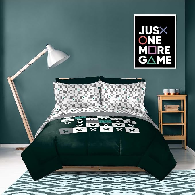 Minecraft Creeper Queen Comforter Set 7 Piece Video Game Bedding, Green | Zombie Enderman, Comforter Sheets Shams Pillowcases, Official Product, Soft Microfiber, Machine Washable, Kids Gift