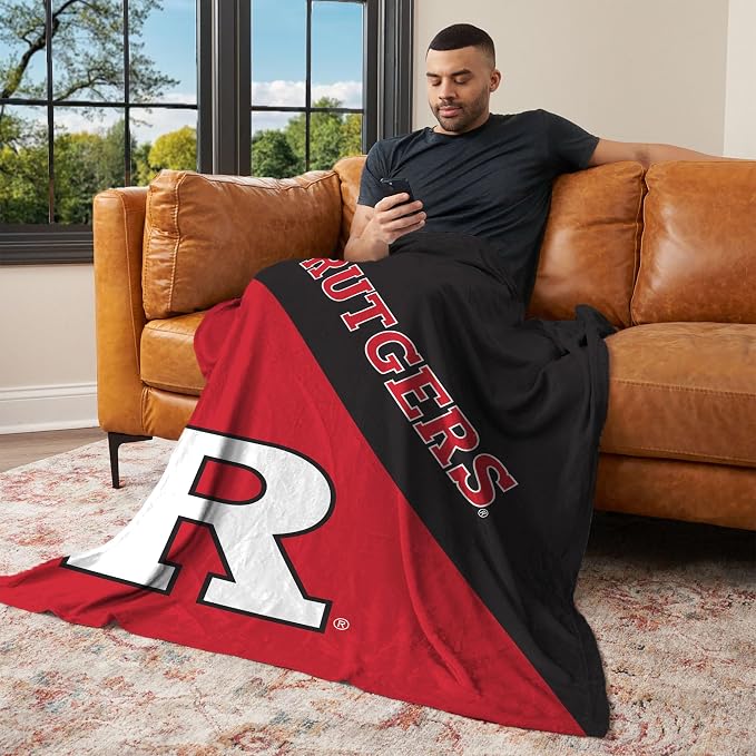 Northwest NCAA Silk Touch Throw Blanket, Ultra Soft Plush Polyester, Lightweight Warm Decorative Fan Gift, 46 x 60 in