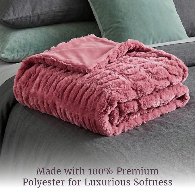 Lavish Home Oversized Ruched Faux Fur Blanket, Pink, 60” x 80” | Plush Polyester Faux Fur Queen-Size Throw for Sofas and Beds - Luxuriously Soft Bedding